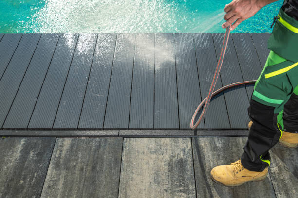 Best Deck Cleaning Services  in Ferry Pass, FL